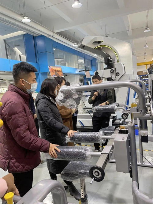 省药品技术审评中心赴医疗器械企业举办产品注册现场审评会，提供精准技术服务